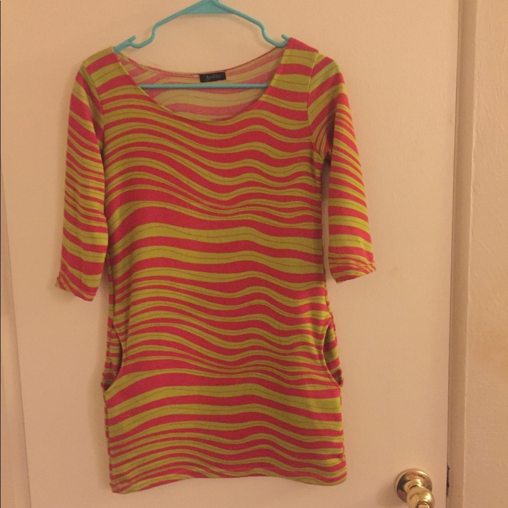 Colorful fitted tunic
